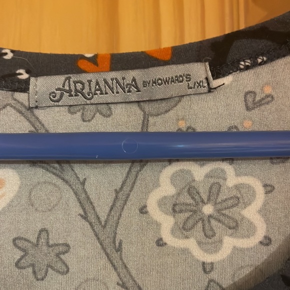 Super cute sundress by Ariana with pockets - Picture 3 of 3